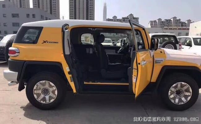 17款豐田酷路澤FJ中東版4.0L 8氣囊/JBL/17輪現(xiàn)車49.8萬