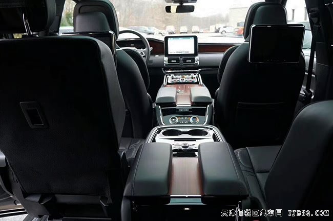 2018款林肯領(lǐng)航員3.5T美規(guī)版 改款SUV現(xiàn)車(chē)鉅惠