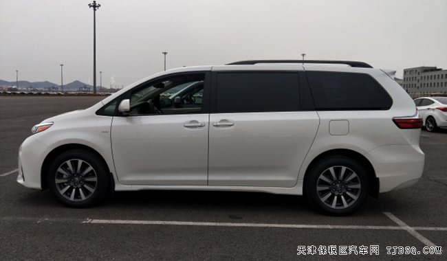 18款豐田塞納3.5L四驅(qū)XLE版 雷測/天窗/真皮現(xiàn)車54.8萬
