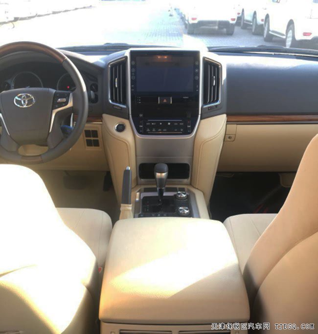 平行進口車豐田酷路澤5700中東版 18款現(xiàn)車優(yōu)選