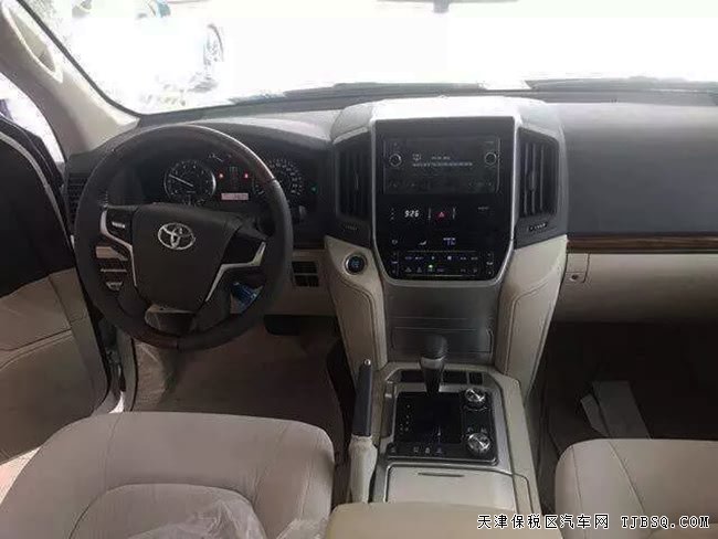 2018款豐田蘭德酷路澤4.0L中東版 現(xiàn)車魅力無限