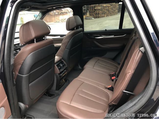 2018款寶馬X5M加規(guī)版 大豪華包/M包/駕駛輔助包現(xiàn)車88萬