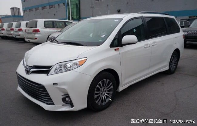 18款豐田塞納3.5L兩驅(qū)版XLE 金屬漆/八座/17輪現(xiàn)車43萬(wàn)