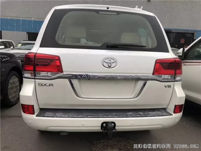 2018款豐田酷路澤4600中東版 陸巡V8現(xiàn)車優(yōu)享經(jīng)典