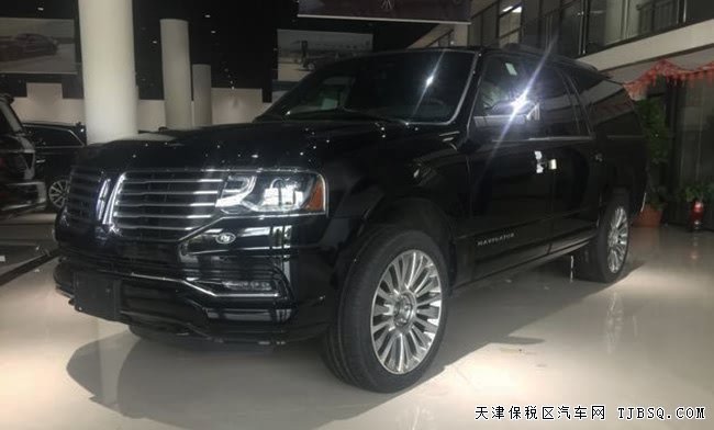 平行進口林肯領(lǐng)航員3.5T加規(guī)版 17款現(xiàn)車82.5萬優(yōu)惠呈現(xiàn)