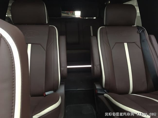 2017款福特勇猛者美規(guī)版7座SUV 18輪/全景天窗現(xiàn)車74萬(wàn)