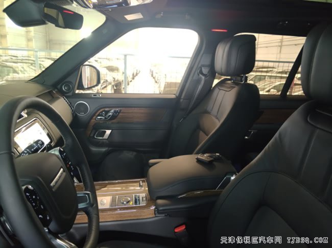 2018款路虎攬勝3.0T行政美規(guī)版 天津港現(xiàn)車(chē)優(yōu)選