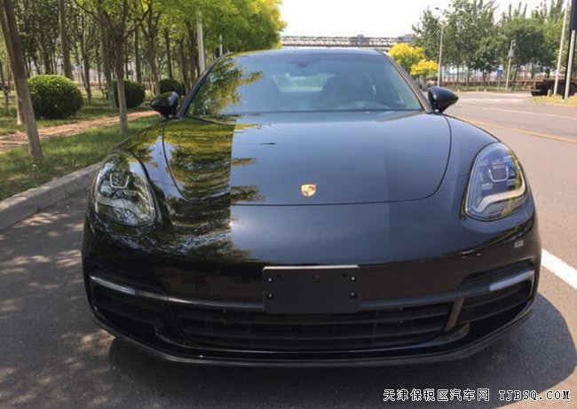 2017款保時(shí)捷Panamera4S行政加長版 BOSE/20輪現(xiàn)車189萬