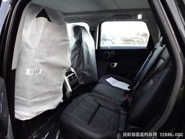 2018款路虎攬勝運動柴油版 3.0T攬運現(xiàn)車絢麗來襲
