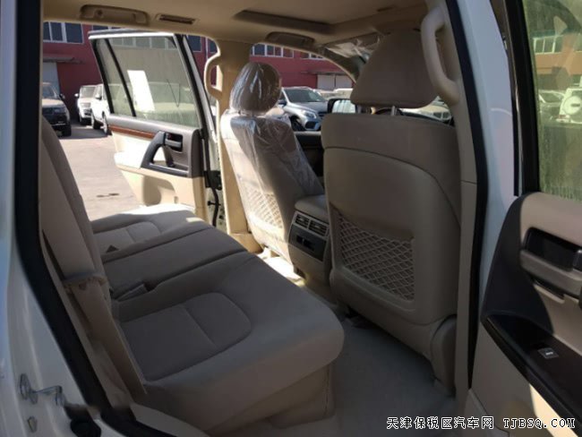 2018款豐田酷路澤4600中東版 8氣囊/天窗/18輪現(xiàn)車86萬