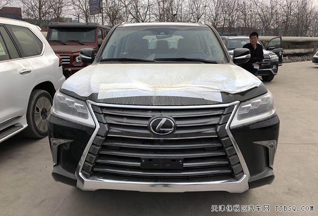 平行進(jìn)口車?yán)卓怂_斯LX570加拿大版 18款現(xiàn)車震撼呈現(xiàn)