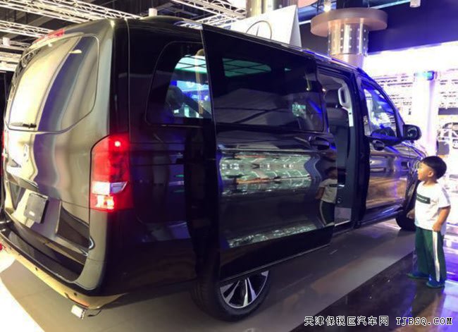 2018款奔馳METRIS美規(guī)版 17輪/雙電動(dòng)門/七座現(xiàn)車55.5萬