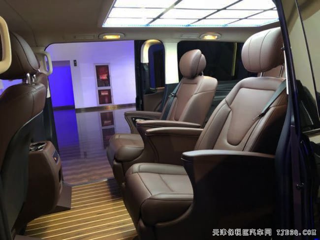 2018款奔馳METRIS美規(guī)版 17輪/雙電動(dòng)門/七座現(xiàn)車55.5萬