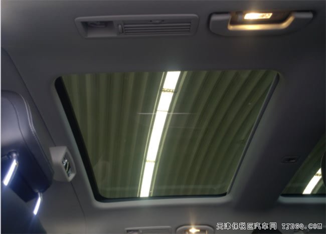 18款奔馳V250墨西哥版 七座/全景天窗/18輪現(xiàn)車57萬勁惠