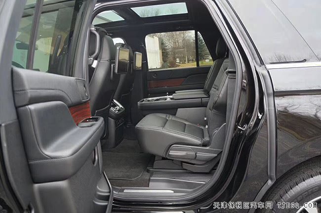 18款林肯領(lǐng)航員3.5T美規(guī)版7座SUV 300A/科技包現(xiàn)車136萬