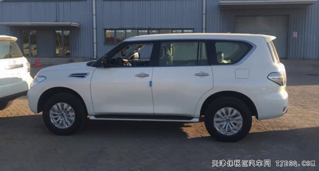 2018款日產(chǎn)尼桑途樂Y62中東版 7座SUV現(xiàn)車優(yōu)惠起航