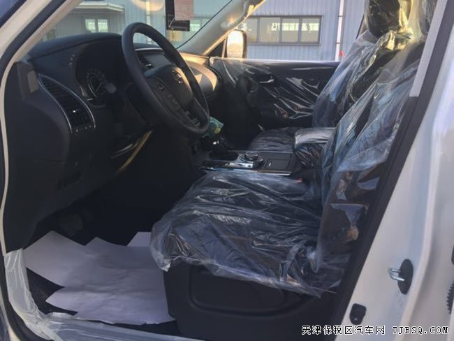 2018款日產(chǎn)尼桑途樂Y62中東版 7座SUV現(xiàn)車優(yōu)惠起航
