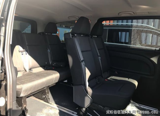 2018款奔馳METRIS美規(guī)版 七座/金屬漆/雙電動門現(xiàn)車41萬