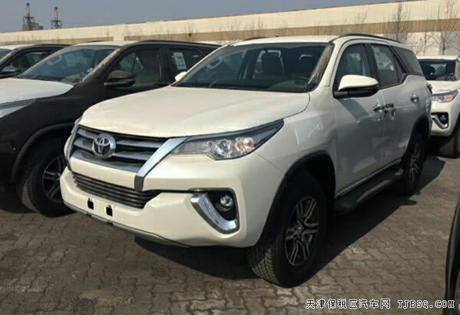2018款豐田穿越者2700中東版 七座/17輪/6速現(xiàn)車28.5萬