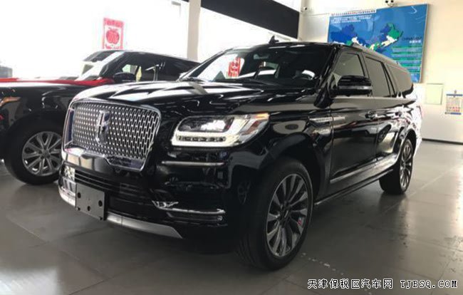 18款林肯領(lǐng)航員3.5T加規(guī)版 LED大燈/全景/22輪現(xiàn)車126萬
