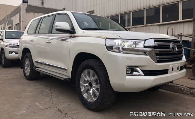 2018款豐田酷路澤4000中東版 18輪/7座/天窗現(xiàn)車66.5萬