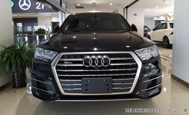 2018款?yuàn)W迪Q7加規(guī)版 BO音響/豪華包/駕輔包現(xiàn)車86.5萬(wàn)購(gòu)
