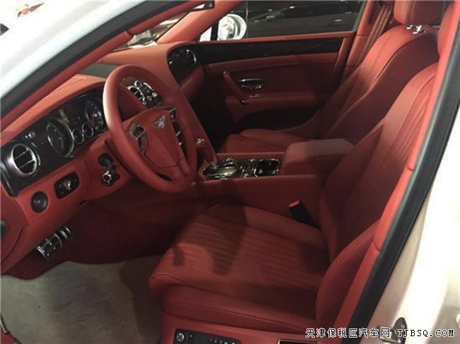 2018款賓利飛馳V8S歐規(guī)版 舒適包/20輪/天窗現(xiàn)車262萬購