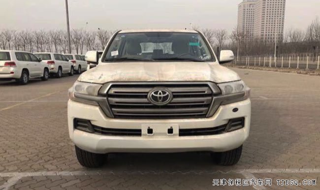 2018款豐田酷路澤4000中東版 17輪/七座/氙燈現(xiàn)車62.8萬
