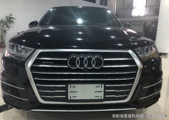 平行進(jìn)口車17款?yuàn)W迪Q7加規(guī)版 動(dòng)態(tài)包/駕駛包現(xiàn)車86.5萬