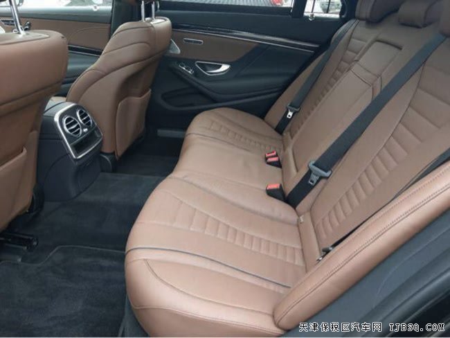 18款奔馳S560加規(guī)版 全景天窗/豪華包/駕輔包現(xiàn)車159萬