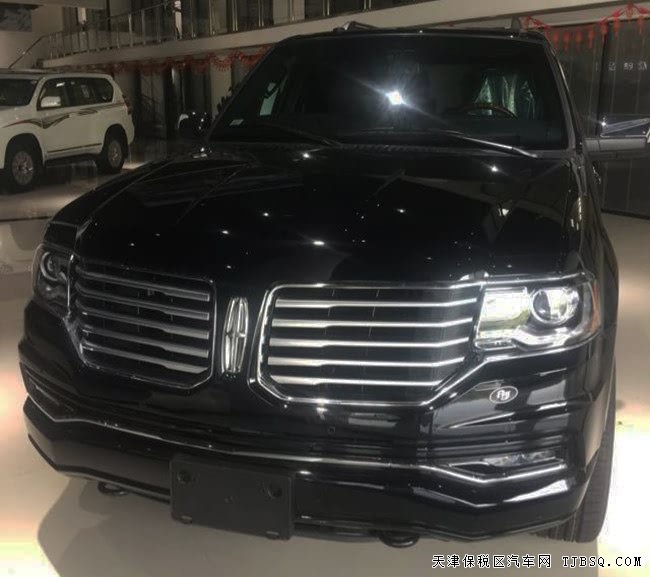 平行進口車林肯領航員3.5T加規(guī)版 17款現(xiàn)車清倉78.5萬