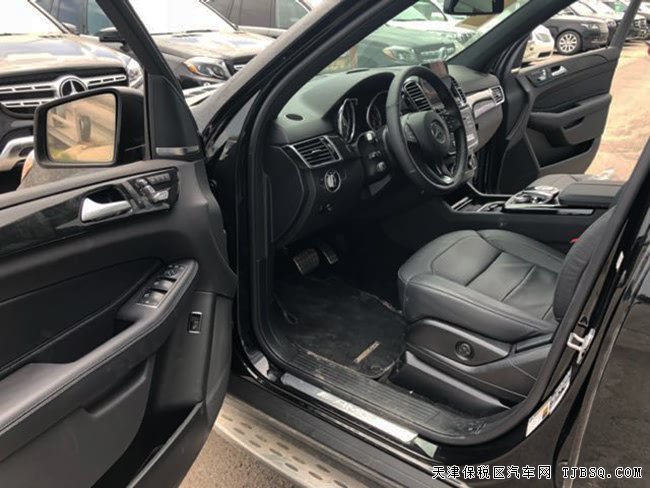 18款奔馳GLE43AMG加規(guī)版 運(yùn)動包/豪華包/燈包現(xiàn)車83.5萬