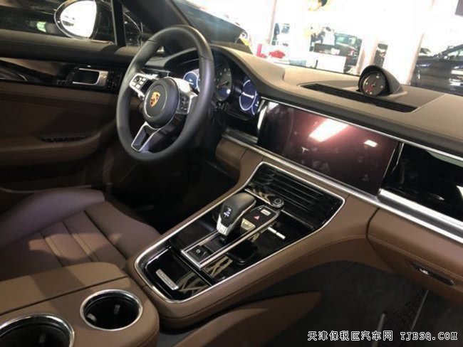 2018款保時捷帕納梅拉4S加規(guī)版 保稅區(qū)現(xiàn)車熱銷