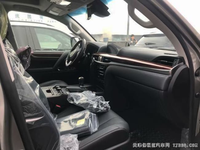 18款雷克薩斯LX570加規(guī)版 凌志LX5.7L現(xiàn)車震撼呈現(xiàn)
