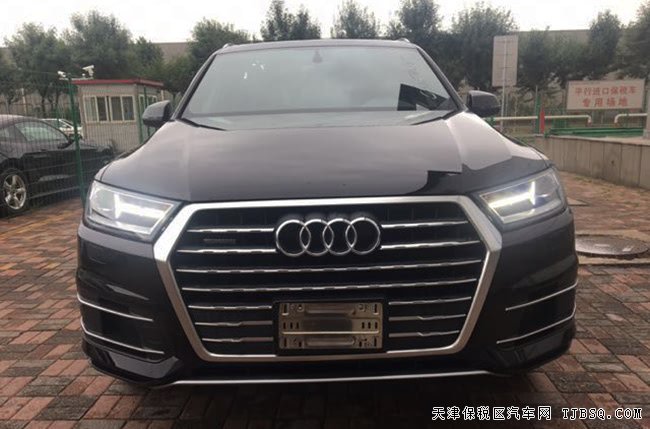 2018款奧迪Q7加拿大版 20輪/七座/全景天窗現(xiàn)車62萬優(yōu)享
