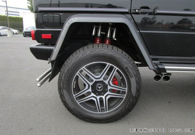 18款奔馳G550 4x4美規(guī)版 22輪/三差速鎖/天窗現(xiàn)車320萬