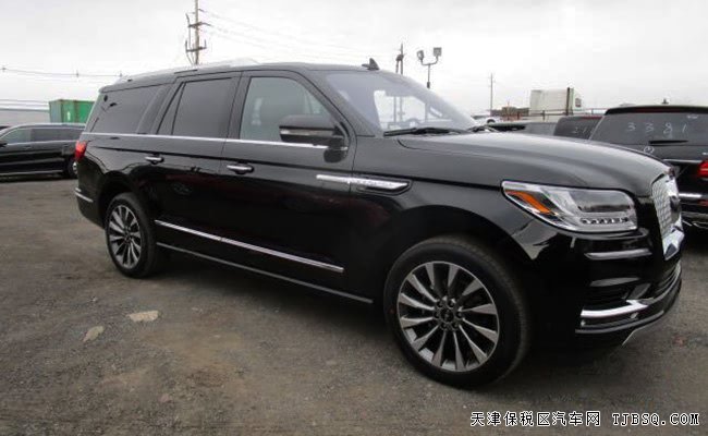 平行進(jìn)口車林肯領(lǐng)航員3.5T加規(guī)版 18款現(xiàn)車震撼呈現(xiàn)