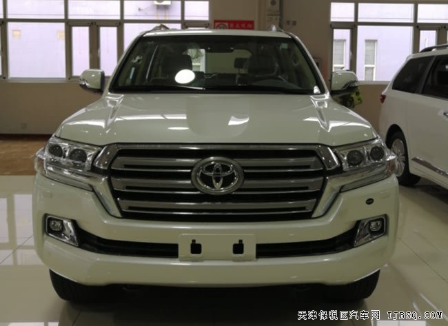 2018款豐田酷路澤4600中東版 陸巡4.6L現(xiàn)車鉅惠