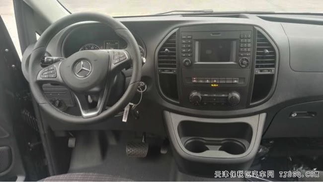 2018款奔馳METRIS加規(guī)版 七座/17輪/雙電動門現(xiàn)車41.5萬