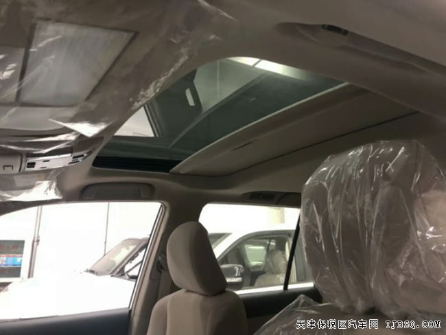 2018款豐田霸道2700中東版 天窗/后掛/17鋁輪現(xiàn)車45.3萬