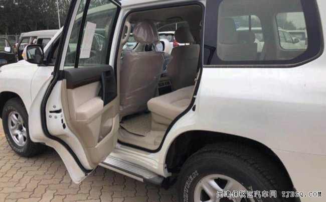 2018款豐田酷路澤4600中東版 陸地巡洋艦V8優(yōu)惠購