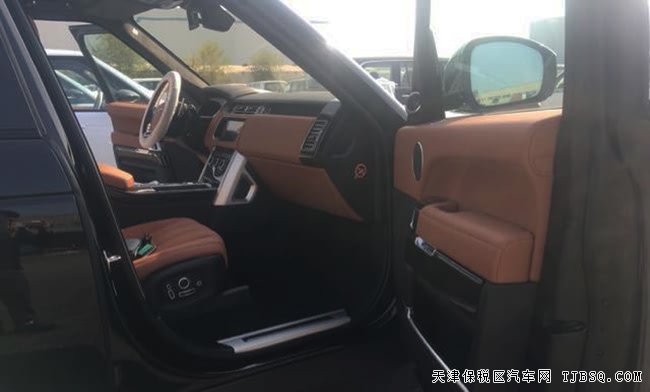 17款路虎攬勝3.0T創(chuàng)世加長版 中秋節(jié)現(xiàn)車優(yōu)惠尊享