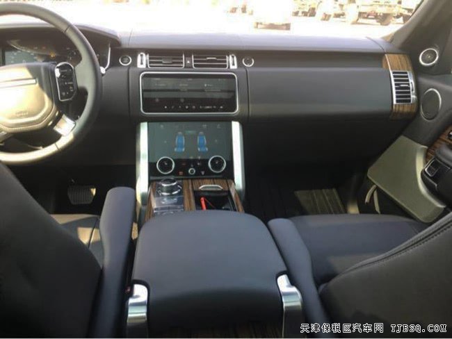 18款路虎攬勝3.0T行政美規(guī)版 HSE包/視覺(jué)輔助現(xiàn)車126萬(wàn)