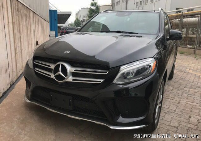 2018款奔馳GLE400加規(guī)版 燈光包/全景天窗/哈曼現(xiàn)車78萬