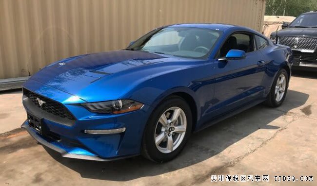 2018款福特野馬2.3T肌肉跑車 加規(guī)版現(xiàn)車震撼呈現(xiàn)