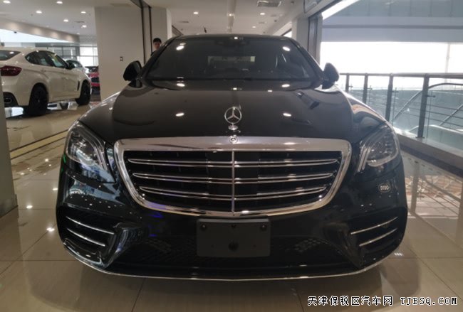 2018款奔馳S560加規(guī)版 豪華包/AMG運(yùn)動包/雷測現(xiàn)車152萬