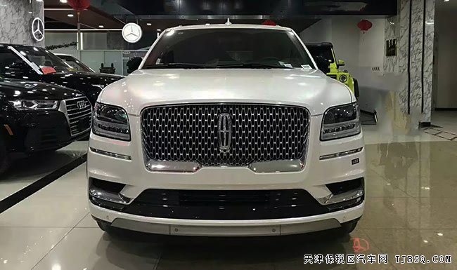 2018款林肯領(lǐng)航員3.5T加規(guī)版 保稅區(qū)現(xiàn)車優(yōu)惠精選
