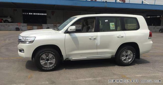 2018款豐田酷路澤4600中東版 陸巡V8現(xiàn)車津城鉅惠