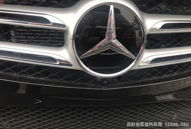 2018款奔馳GLE550E加規(guī)版 雷測/豪華包/運動包現(xiàn)車102萬