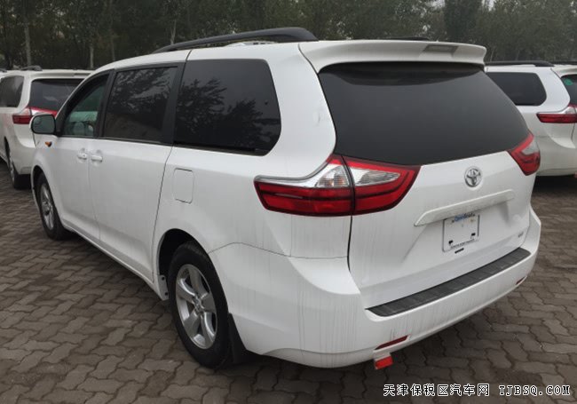 2017款豐田塞納3.5L兩驅(qū)版 8座/17輪/雙電動門現(xiàn)車45萬